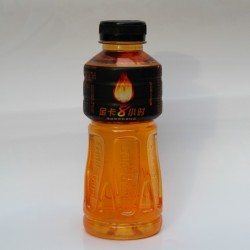 460毫升瓶裝果味型營養(yǎng)素飲品 金卡8小時 低價批發(fā)功能飲料招商
